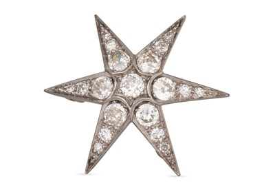 Lot 221 - AN ANTIQUE VICTORIAN DIAMOND SET STAR BROOCH,...