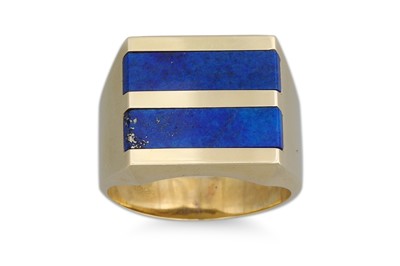 Lot 183 - A 1970'S LAPIS LAZULI SET RING, set with two...