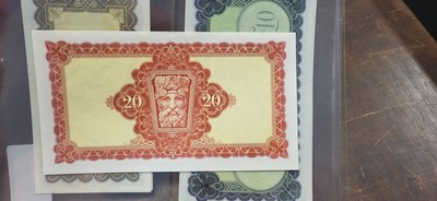 Lot 417 - A LADY LAVERY SET OF 6 IRISH BANKNOTES, ABOUT...