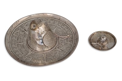 Lot 400 - A MEXICAN SILVER DISH, modelled as a sombrero...