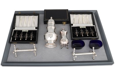 Lot 422 - AN INTERESTING COLLECTION OF 20TH CENTURY...