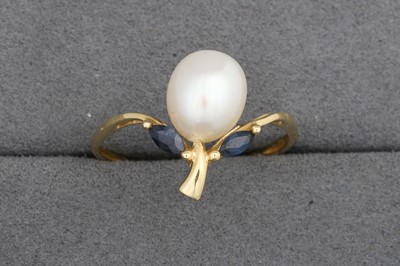 Lot 132 - A SAPPHIRE AND PEARL RING, mounted in 14ct...
