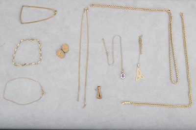 Lot 37 - A COLLECTION OF 9CT YELLOW ITEMS, to include...
