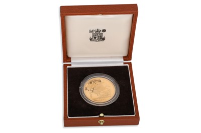 Lot 370 - A 1981 PROOF 5 POUND / SOVEREIGN GOLD ENGLISH...
