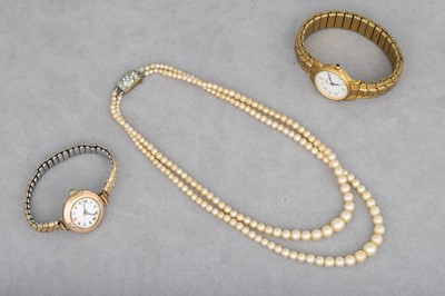 Lot 152 - A SET OF LADY'S POMPADOUR PEARLS, with a stone...