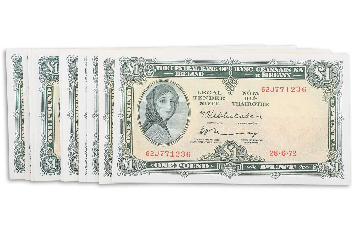 Lot 450 - 11 LADY LAVERY IRISH £1 BANKNOTES: runs 1963 x...