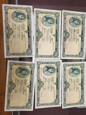 Lot 451 - 12 LADY LAVERY IRISH £1 BANKNOTES: runs 1963 x...