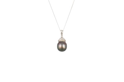 Lot 41 - A CULTURED BLACK PEARL PENDANT, to a diamond...
