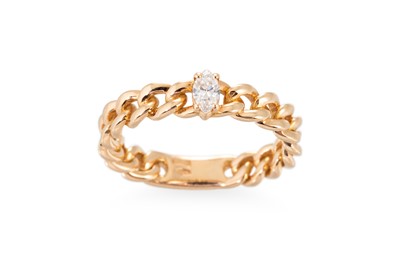 Lot 184 - A DIAMOND SOLITAIRE RING, the marquise diamond...