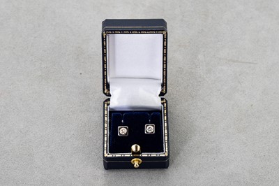Lot 78 - A PAIR OF DIAMOND SOLITAIRE  STUD EARRINGS,...