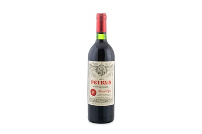 Lot 500 - A BOTTLE OF VINTAGE CHATEAU PETRUS, Chateau...