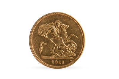 Lot 441 - A 1911 PROOF GOLD £5 GEORGE V ENGLISH COIN,...