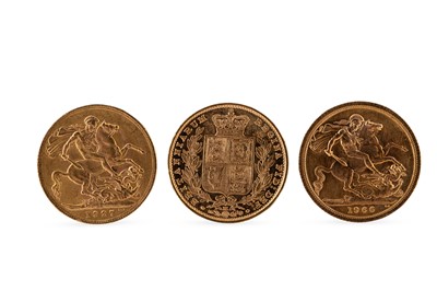 Lot 442 - THREE FULL GOLD SOVEREIGN ENGLISH COINS, 1885...