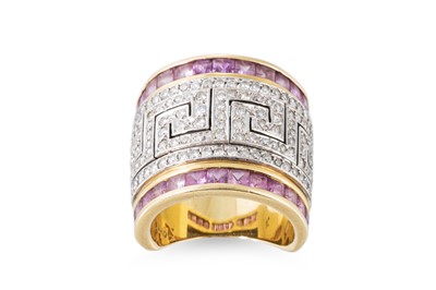 Lot 392 - A DIAMOND AND PINK SAPPHIRE RING, Greek key...