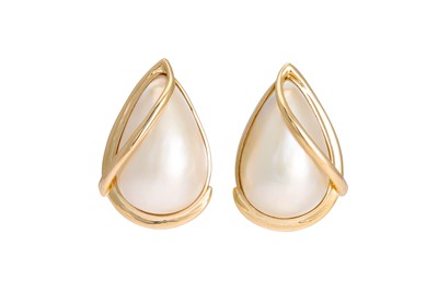 Lot 30 - A PAIR OF MABE PEARL EARRINGS, the large pear...