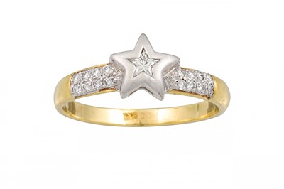 Lot 172 - A DIAMOND DRESS RING, modelled as a star,...