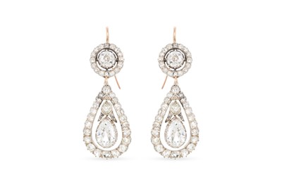 Lot 407 - A 19TH CENTURY SUITE OF ANTIQUE DIAMOND...