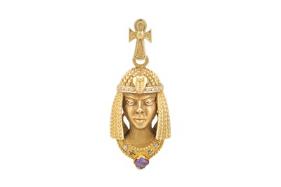 Lot 205 - AN 18CT GOLD PENDANT, modelled as an Ancient...