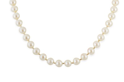 Lot 3 - THREE STRINGS OF VARIOUS CULTURED PEARLS, one...