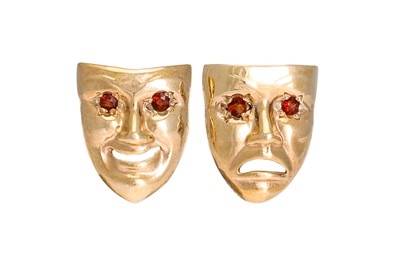 Lot 42 - A PAIR OF 9CT GOLD CUFFLINKS, modelled as...