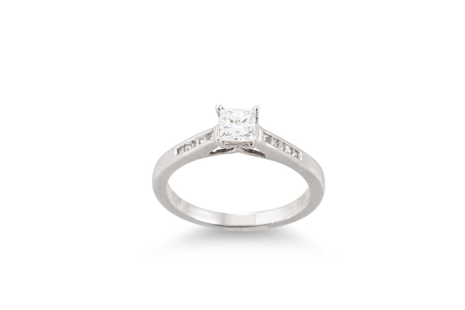 Lot 6 - A DIAMOND SOLITAIRE RING, the princess cut...