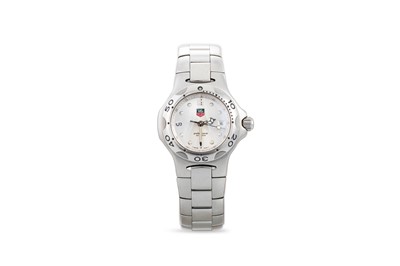 Lot 445 - A LADY'S STAINLESS STEEL TAG HEUER...
