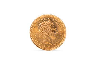 Lot 467 - A QEII FULL GOLD SOVEREIGN ENGLISH COIN, 22 ct....