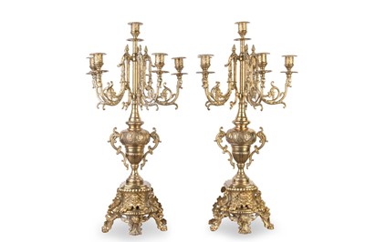 Lot 576 - A FINE PAIR OF 20TH CENTURY SIX LIGHT...