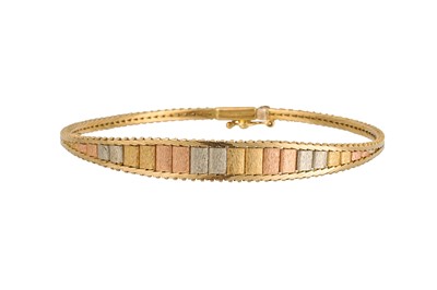 Lot 249 - A GRADUATED FLEXIBLE 18CT YELLOW GOLD BRACELET,...