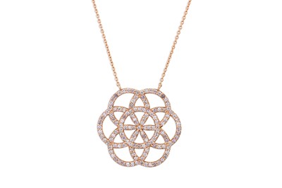 Lot 276 - A PINK DIAMOND NECKLACE, the pink brilliant...