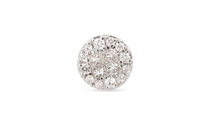 Lot 281 - A DIAMOND CLUSTER PENDANT, mounted in 14ct...