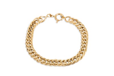 Lot 363 - AN 18CT YELLOW GOLD FANCY LINK BRACELET, 11.4 g.