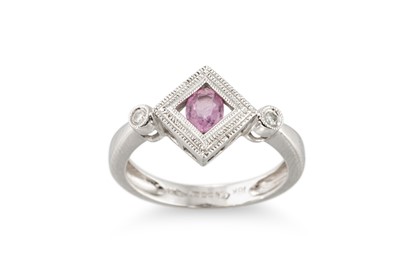 Lot 356 - A PINK SAPPHIRE AND DIAMOND THREE STONE RING,...