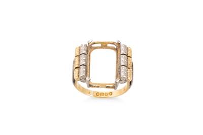 Lot 42 - AN 18CT GOLD RING MOUNT, weight 9.1 g