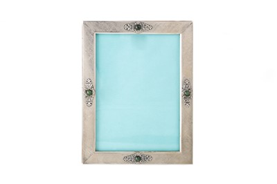 Lot 556 - A MODERN ITALIAN SILVER (.800) GEM SET PHOTO...