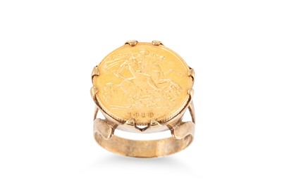 Lot 196 - A GEORGE V GOLD HALF SOVEREIGN 1910, 22ct...