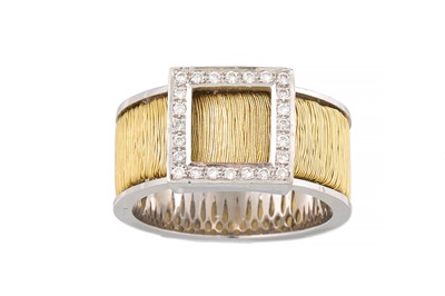 Lot 319 - A DIAMOND CLUSTER RING, set with a square...