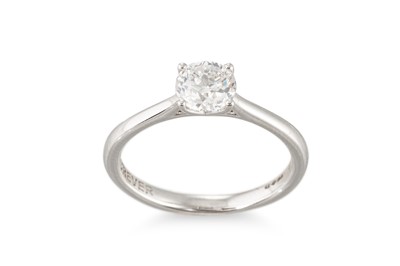 Lot 161 - A DIAMOND SOLITAIRE RING, the diamond mounted...