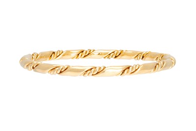 Lot 53 - AN 18CT GOLD BANGLE, twisted rope motif, 27.3...