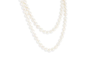 Lot 241 - A STRING OF CULTURED PEARLS, with a 9ct yellow...