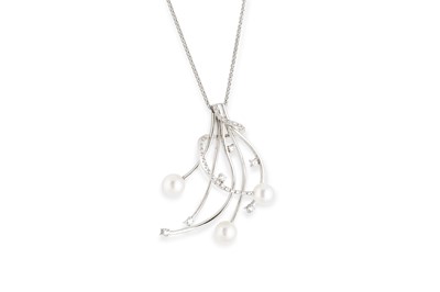 Lot 243 - A CULTURED PEARL AND DIAMOND SET SPRAY PENDANT,...