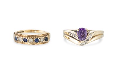 Lot 75 - TWO GOLD STONE SET DRESS RINGS, 4.9 g.