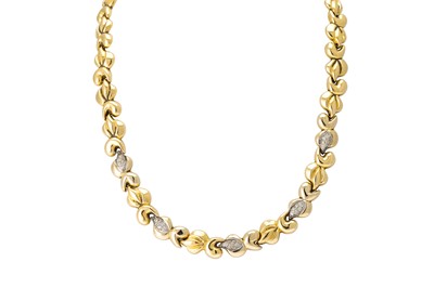 Lot 55 - AN 18CT TWO COLOURED GOLD COLLARETTE, 40.9 g
