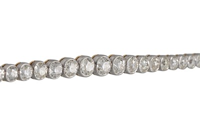 Lot 356 - A FINE QUALITY ANTIQUE DIAMOND LINE BRACELET,...