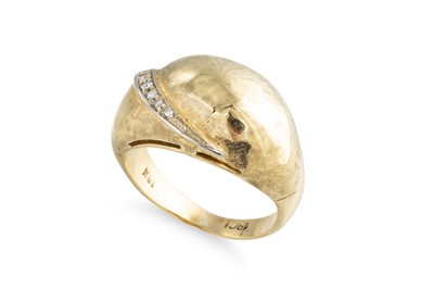 Lot 327 - AN 18CT GOLD DIAMOND SET RING, 6.40 g., size O-P