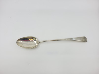 Lot 473 - A GEORGE III ENGLISH STERLING SILVER LONG...