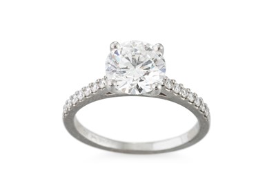 Lot 276 - A DIAMOND SOLITAIRE RING, the brilliant cut...
