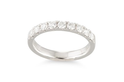 Lot 160 - A DIAMOND HALF ETERNITY RING, the brilliant...