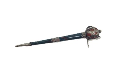 Lot 506 - AN ANTIQUE SILVER MOUNTED DIRK STYLE...
