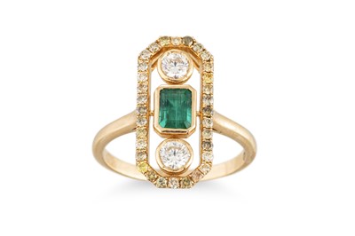 Lot 133 - AN EMERALD AND DIAMOND CLUSTER RING, of plaque...